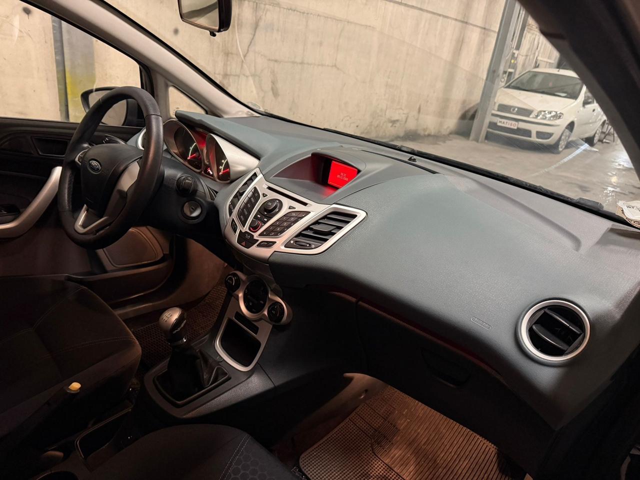 Ford Fiesta 1.4 TDCi 3pTitanium GARANZIA 12 mesi