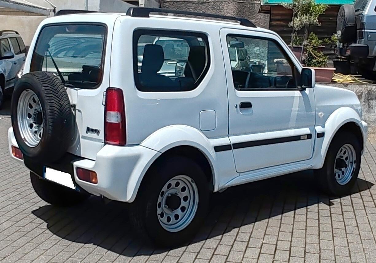 SUZUKI JIMNY 1.3I 4WD EVOLUTION