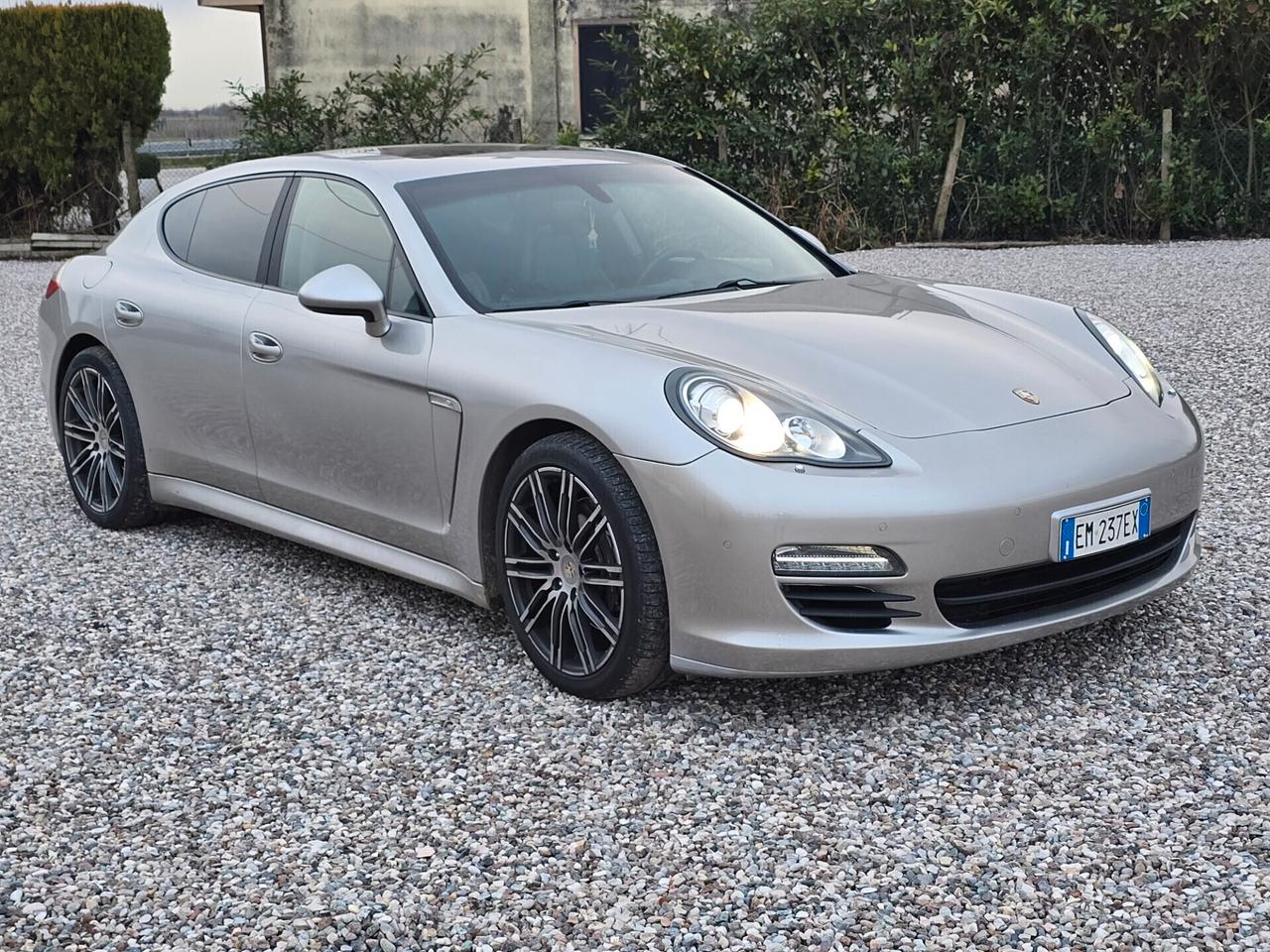 Porsche Panamera 3.0 Diesel Platinum Edition