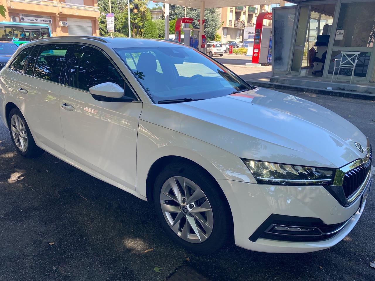 Skoda Octavia 2.0 TDI EVO SCR Wagon Executive