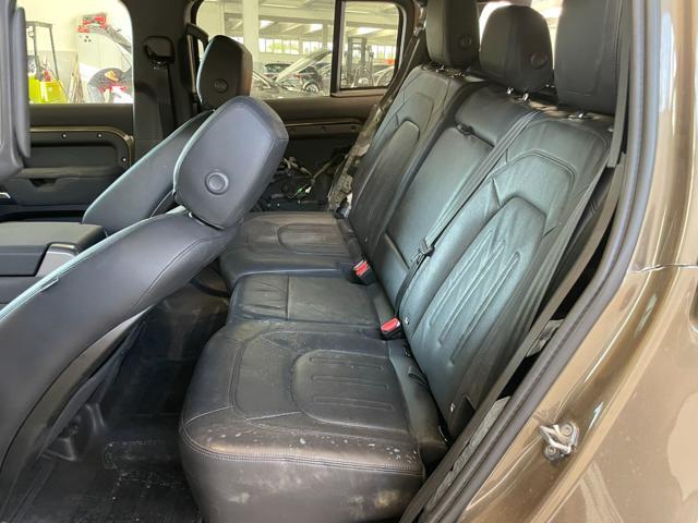 LAND ROVER Defender 110 3.0D I6 200 CV AWD AUTO S