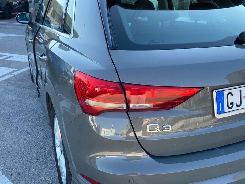 Audi Q3 2.0 35 TDI S Tronic S Line Edition