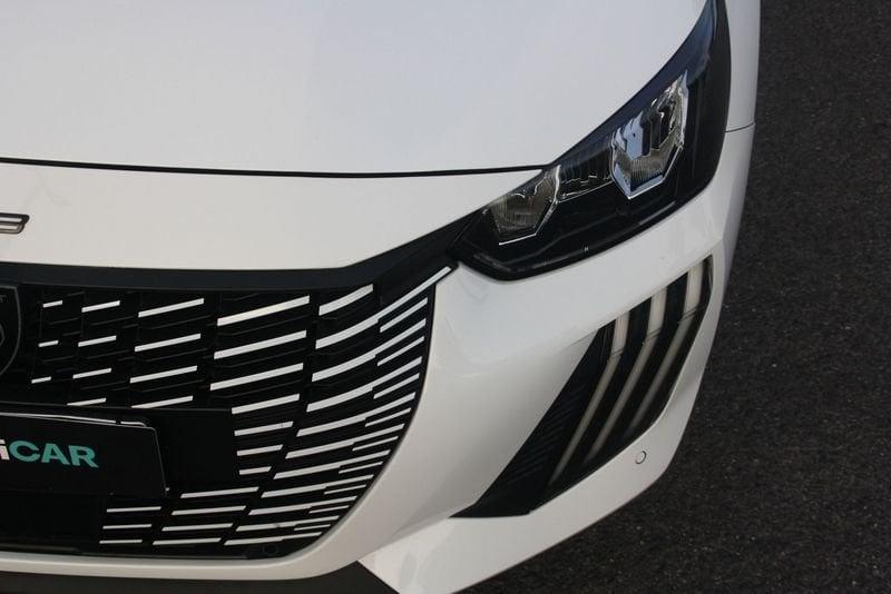 Peugeot 208 Allure PureTech 100 S/S