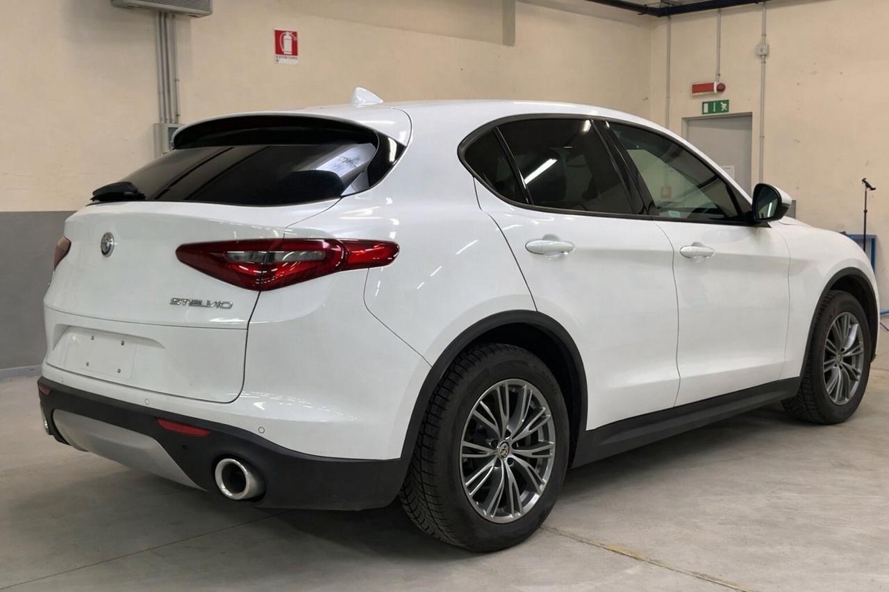 Alfa Romeo Stelvio 2.2 Turbodiesel 210 CV AT8 Q4 Executive "IN ARRIVO"