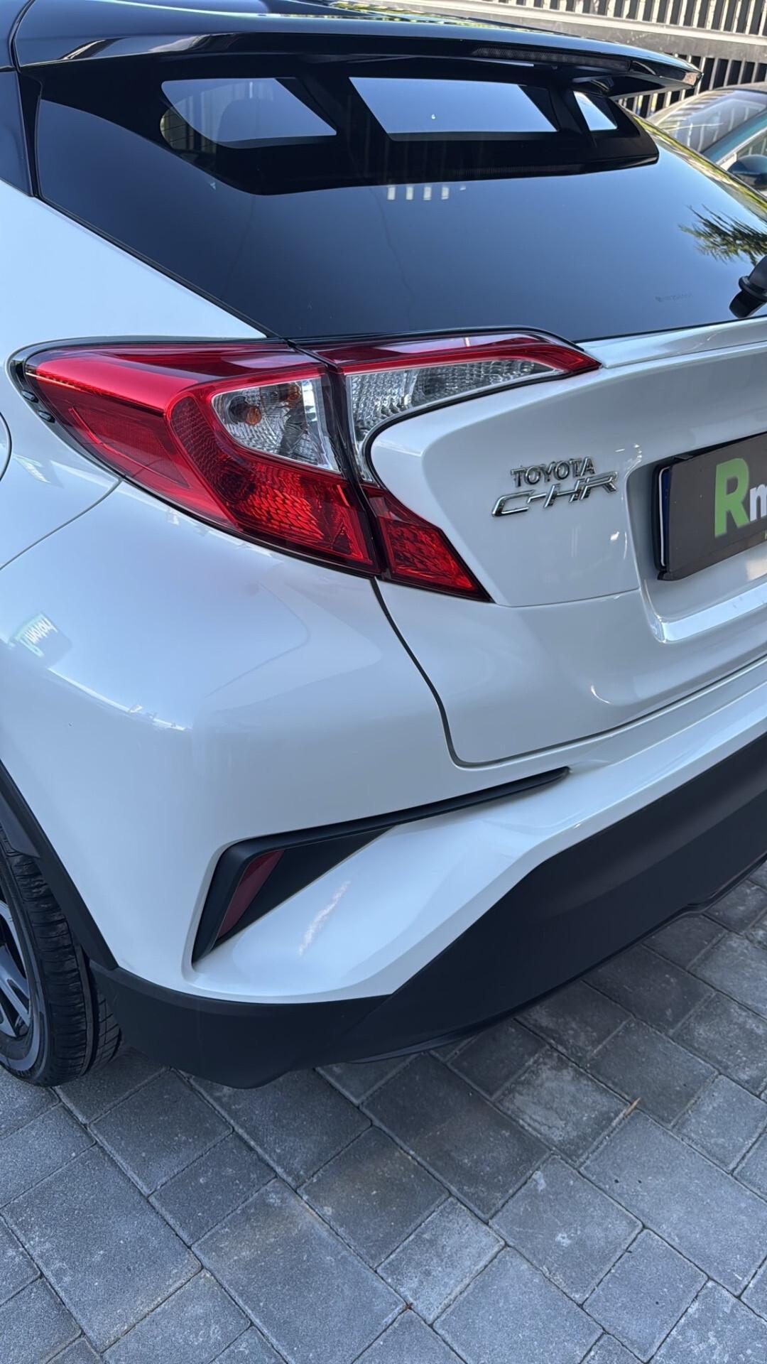 Toyota C-HR 1.8 Hybrid E-CVT Trend