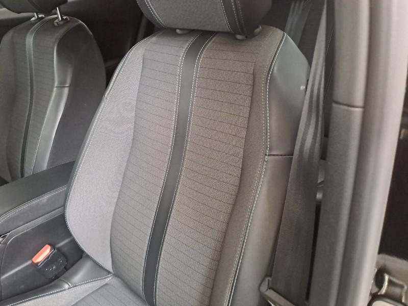 PEUGEOT 2008 BLUEHDI 130 EAT8 ALLURE S/S AUT. CROSSOVER