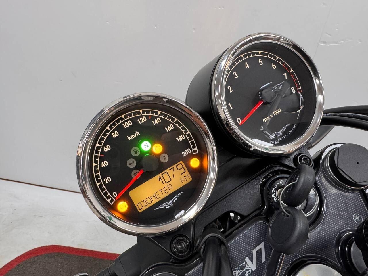 Moto Guzzi V7 SPECIAL DA 84 € AL MESE – SENZA ANTICIPO