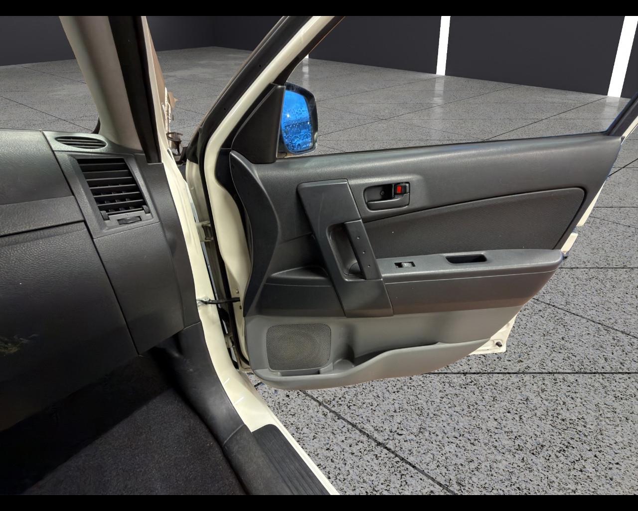 DAIHATSU Terios 1.5 2WD B Easy Five