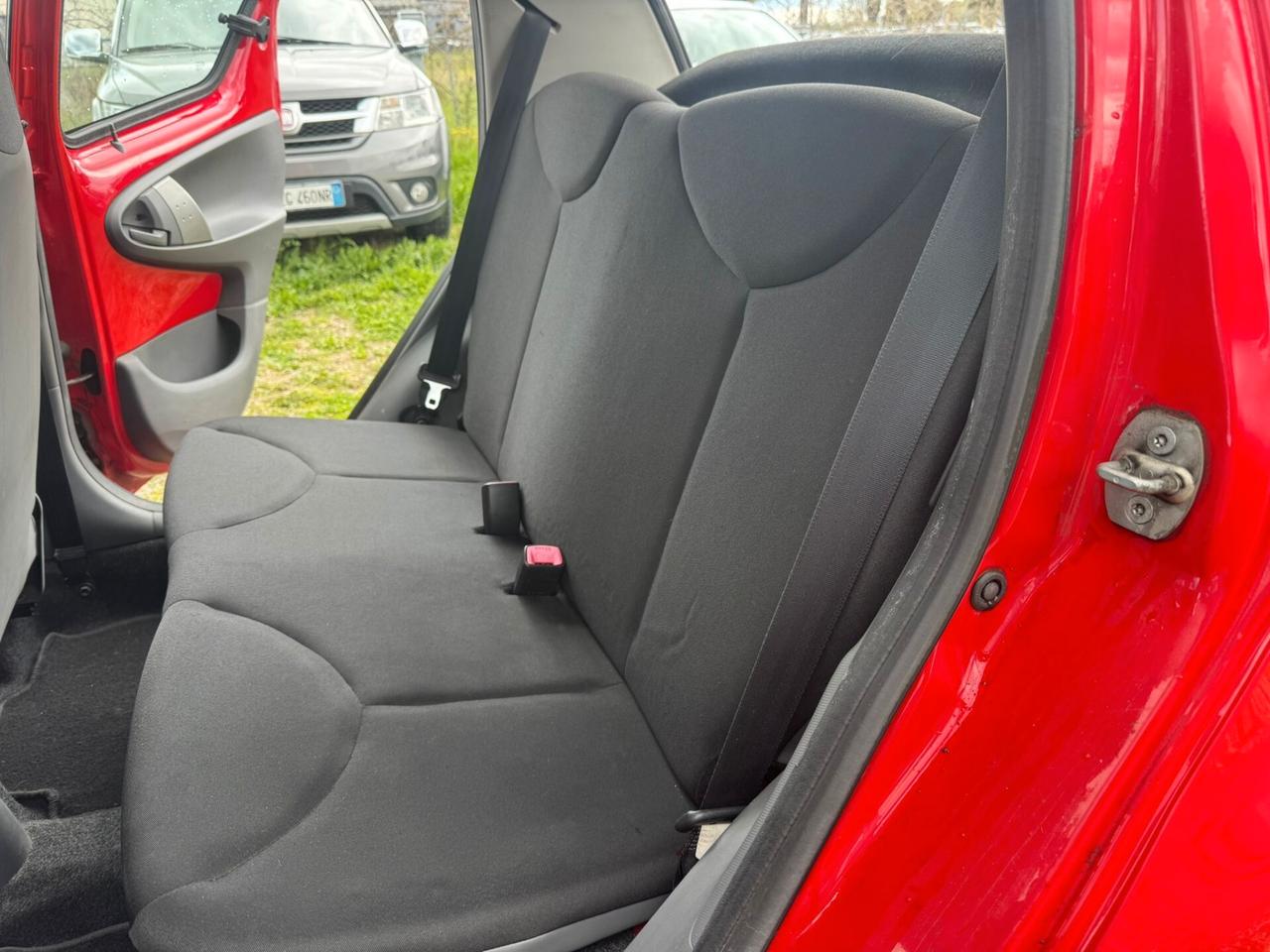 Toyota Aygo 1.0 Benz 5porte 11 SOLO 118.000 KM