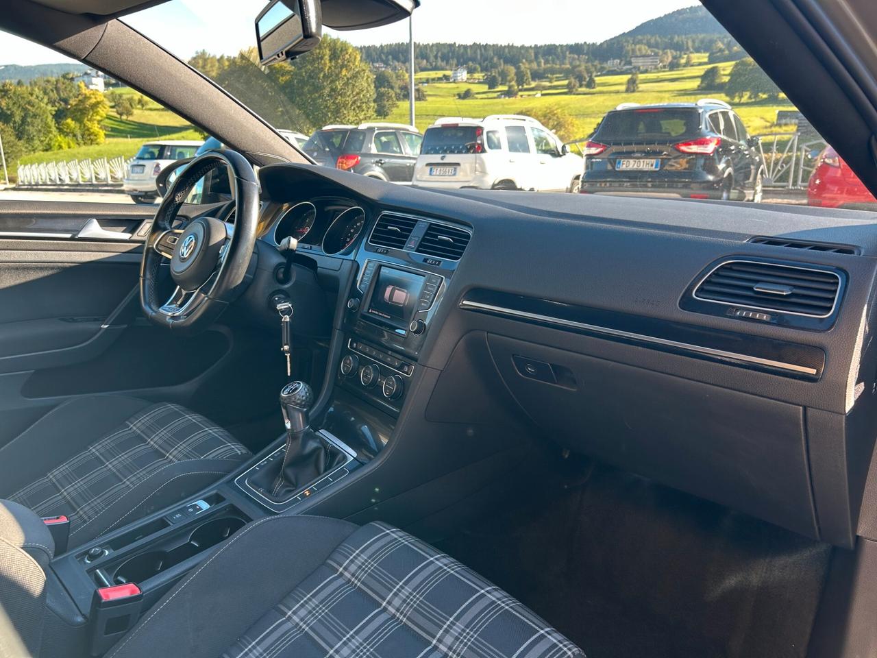 Volkswagen Golf GTD 2.0 TDI 5p. "MANUALE"