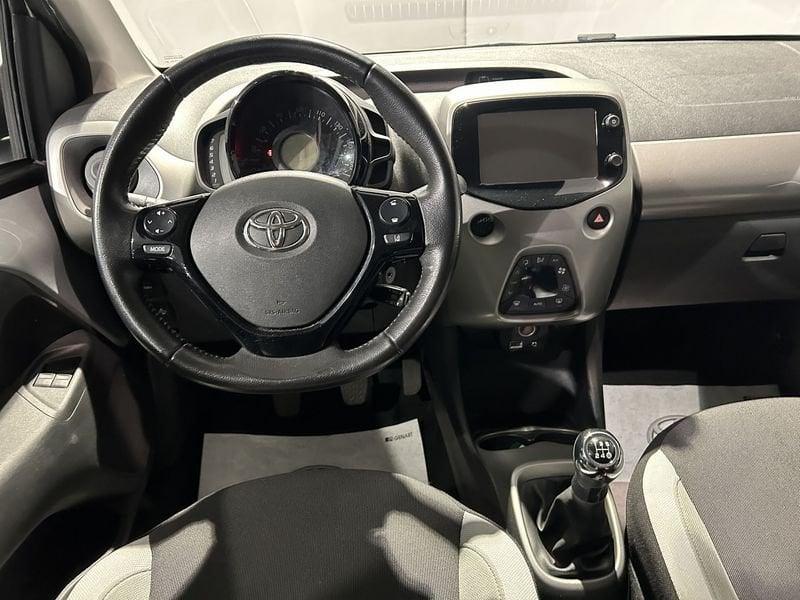 Toyota Aygo Aygo Connect 1.0 VVT-i 72 CV 5 porte x-play MMT