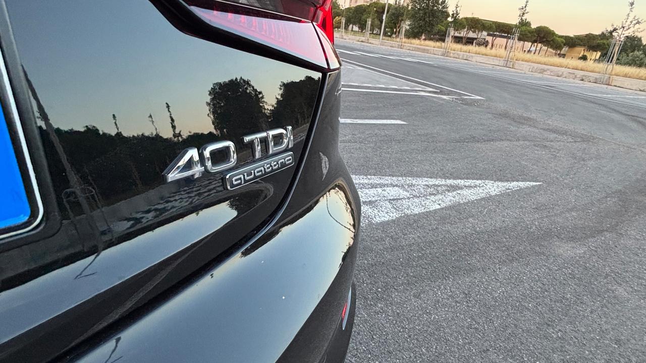 Audi A5 BlackPiano 40 TDI quattro Sline