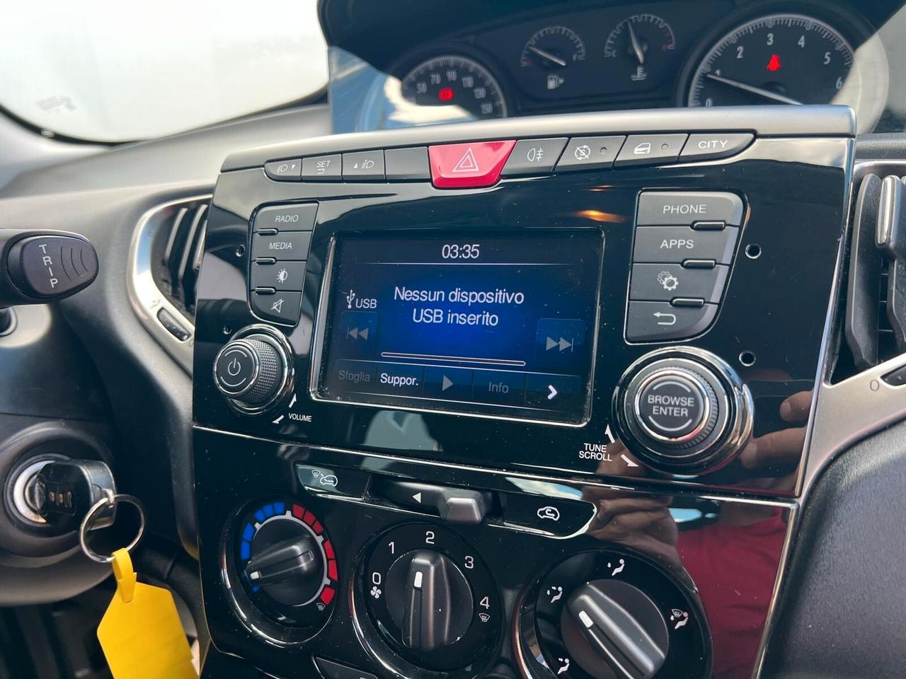 Lancia Ypsilon 1.2 69 CV 5 porte Gold