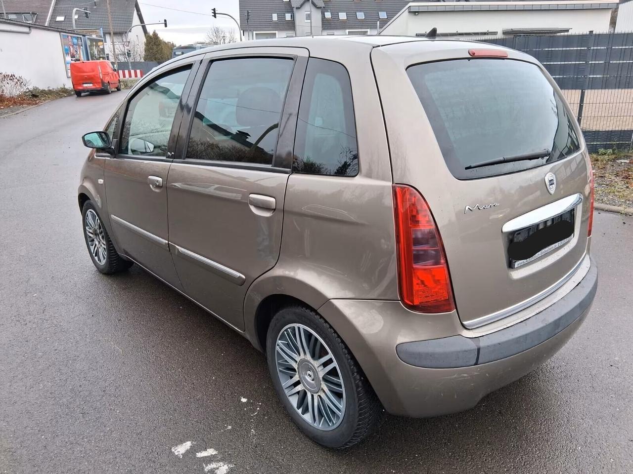 Lancia MUSA 1.3 Multijet 16V Oro ok neo patentati, unico proprietario