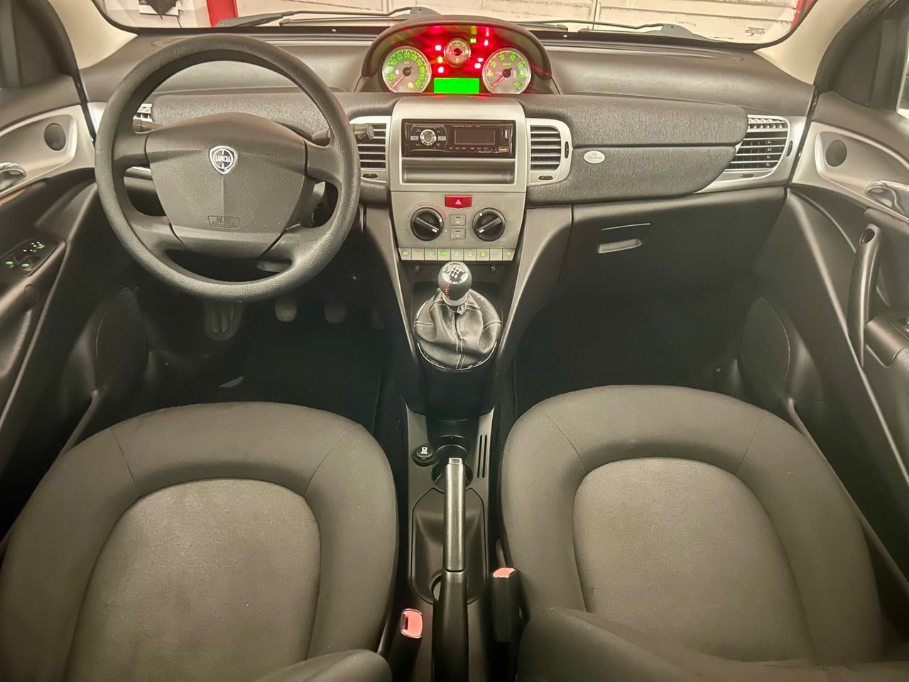 Lancia Ypsilon 1.2 69 CV Elle