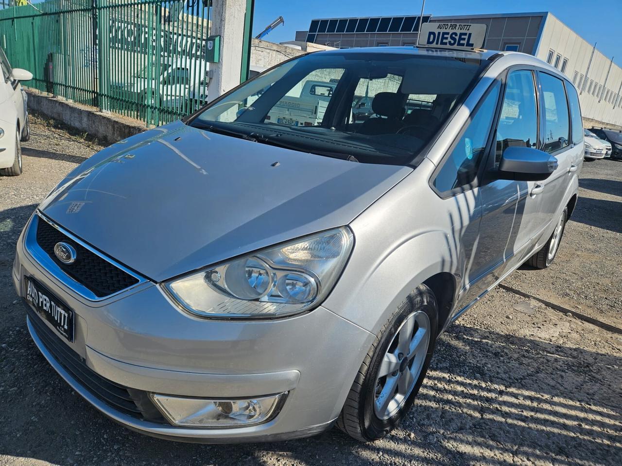 Ford Galaxy 1.8 TDCi 125 CV 7 POSTI