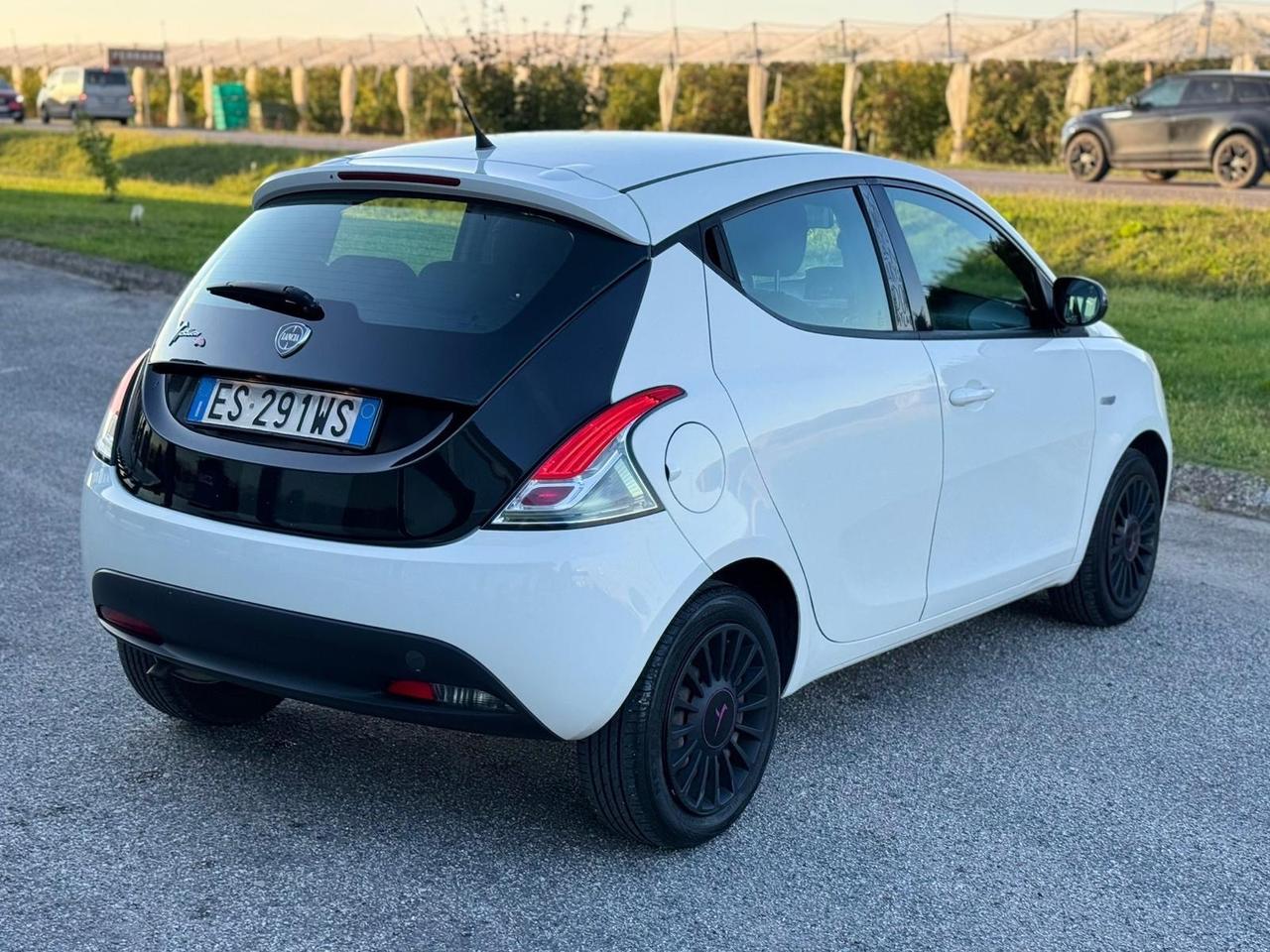 Lancia Ypsilon 1.2 69 CV 5 porte GPL Ecochic Elefantino