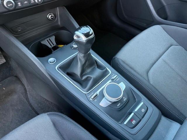 Audi Q2 30 TDI Business 2022