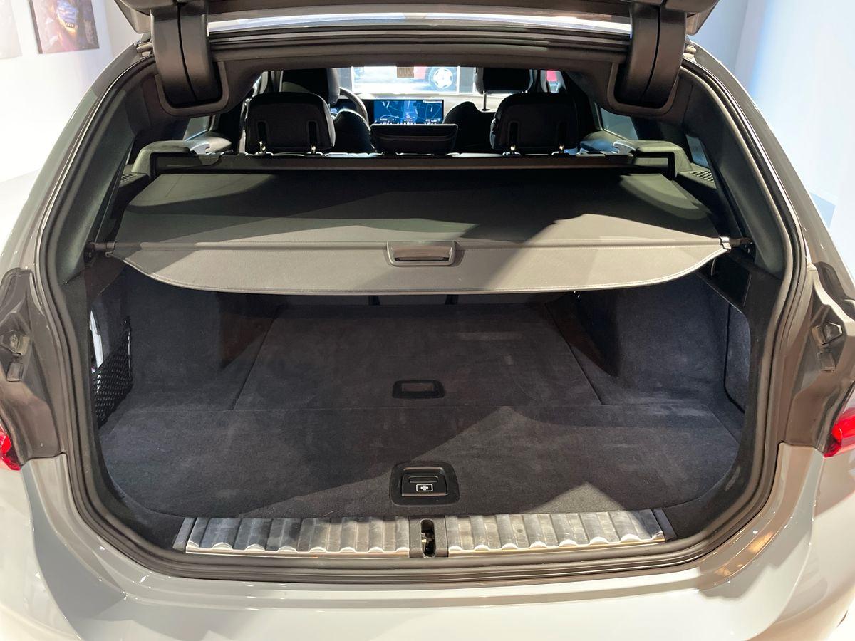 BMW Serie 3 G21 2022 Touring - 320d Touring mhev 48V xdrive MSport Pro auto