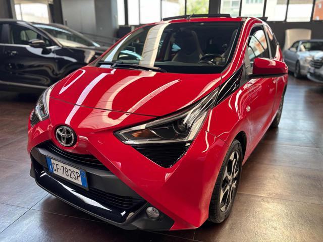 TOYOTA Aygo Connect 1.0 VVT-i 72 CV 5 porte x-clusiv red style