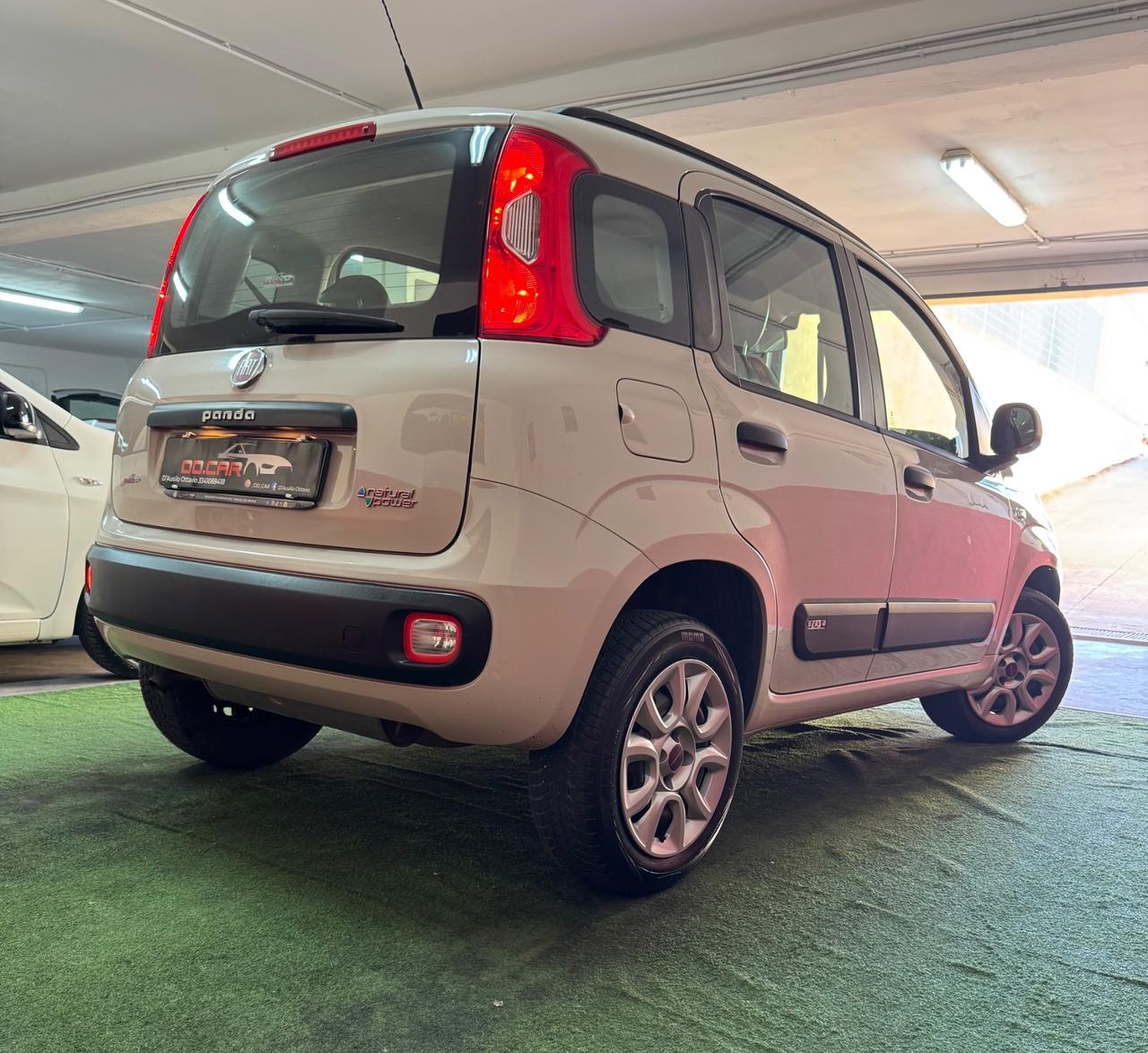 Fiat Panda Lounge 2014, 120000 chilometri