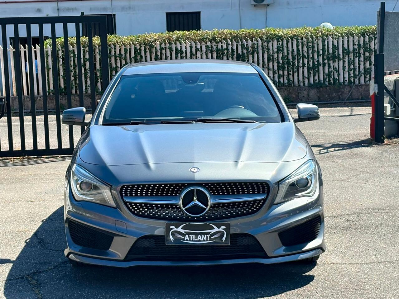 Mercedes-benz CLA 200 Premium