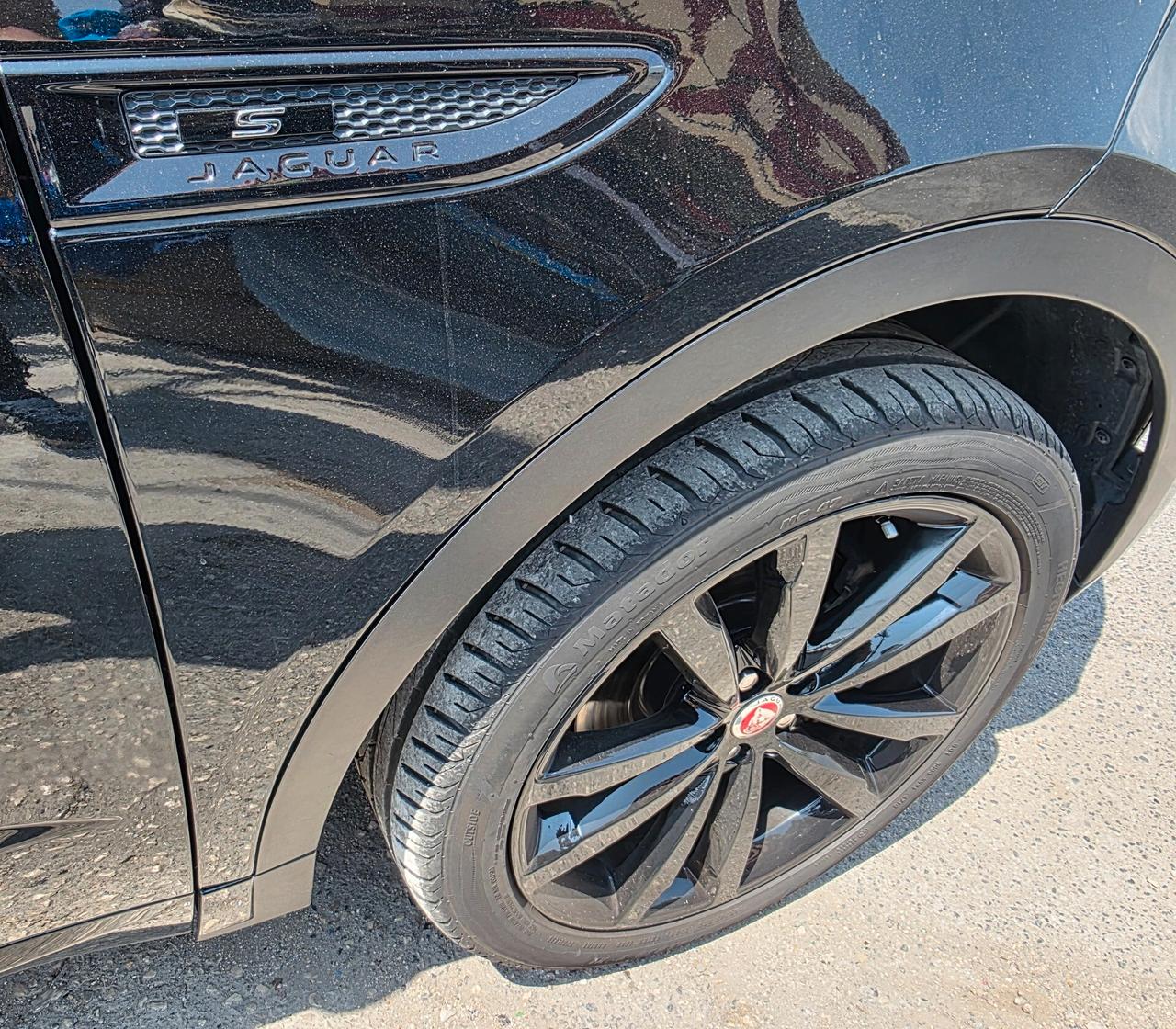 Jaguar E-Pace 2.0D 150 CV AWD R-Dynamic S