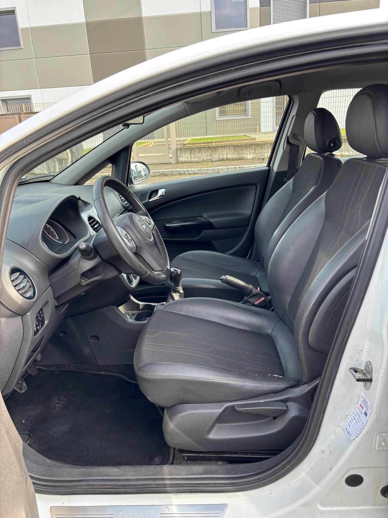 Opel Corsa 1.2 85CV 5 porte GPL-TECH Edition