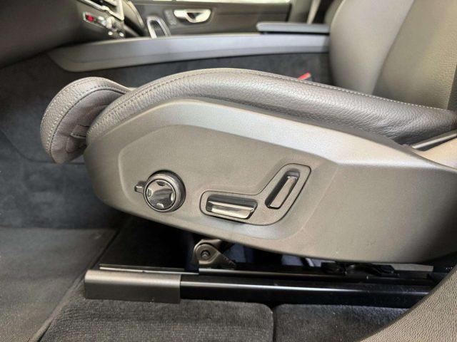 VOLVO XC60 T6 AWD PLUS DARK AUTOMATICA AZIENDALE