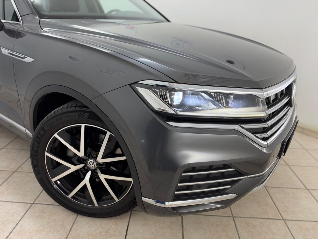 Volkswagen Touareg 3.0 V6 TDI 231cv