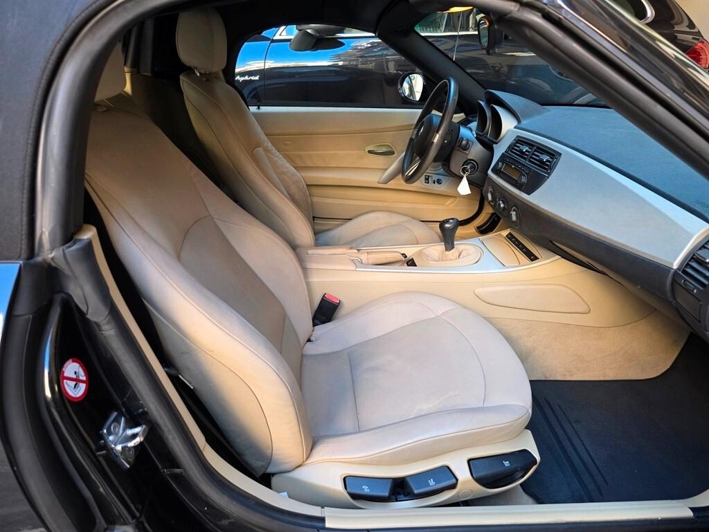 Bmw Z4 2.2i cat Roadster BOOK SERVICE/ASI