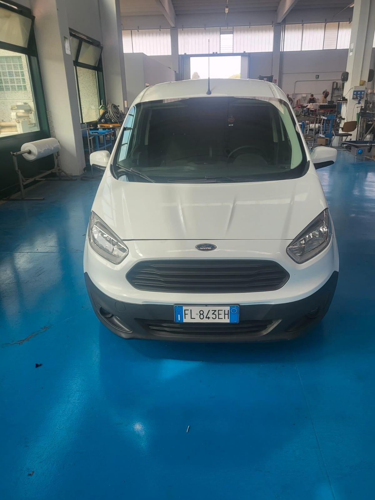 Ford Transit Courier Transit Courier 1.5 TDCi 75CV Van Entry