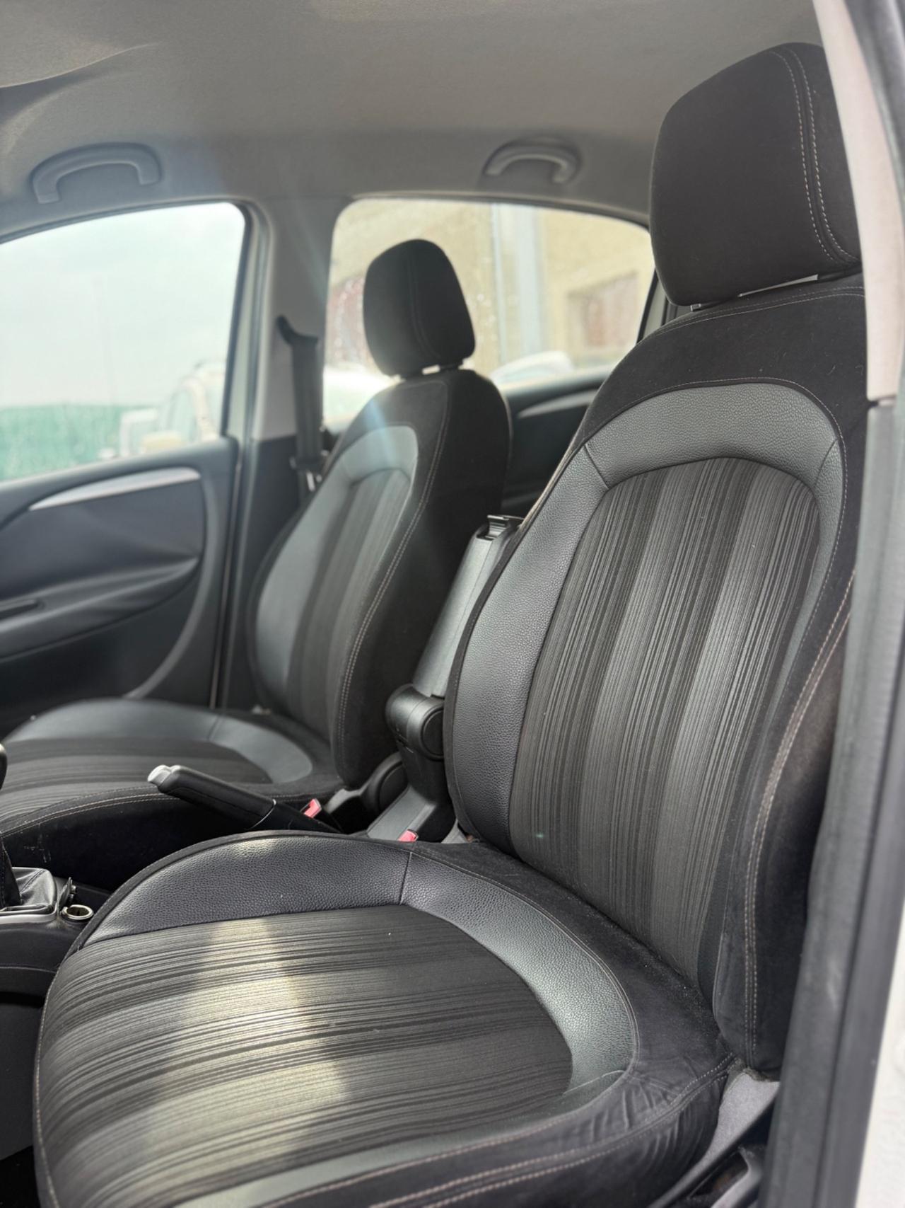 Fiat Punto Evo 1.6 Mjt DPF 5 porte S&S Emotion