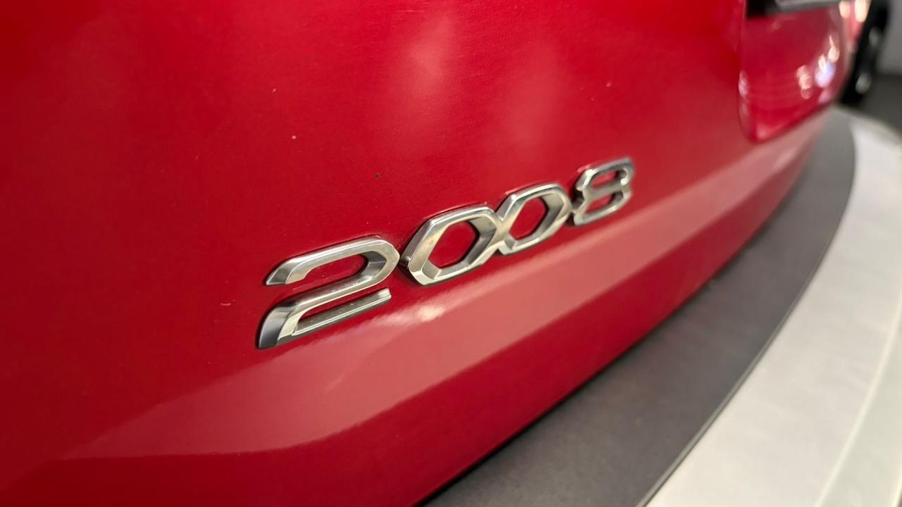 Peugeot 2008 BlueHDi 110 S&S Allure Pack