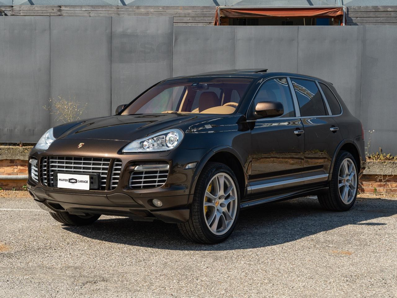 Porsche Cayenne 4.8 Turbo S