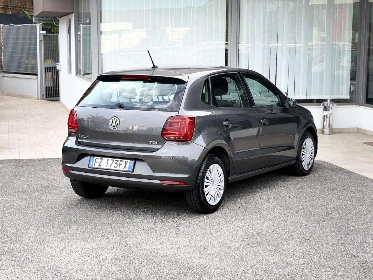 Volkswagen Polo 1.4 Diesel 75CV E6 - 2015