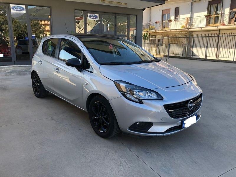 Opel Corsa 1.2i 69cv anno 2017 B-Color