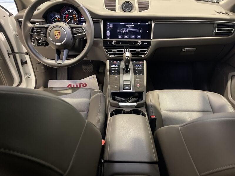 Porsche Macan 2.0 "Keyless entry"ACC*