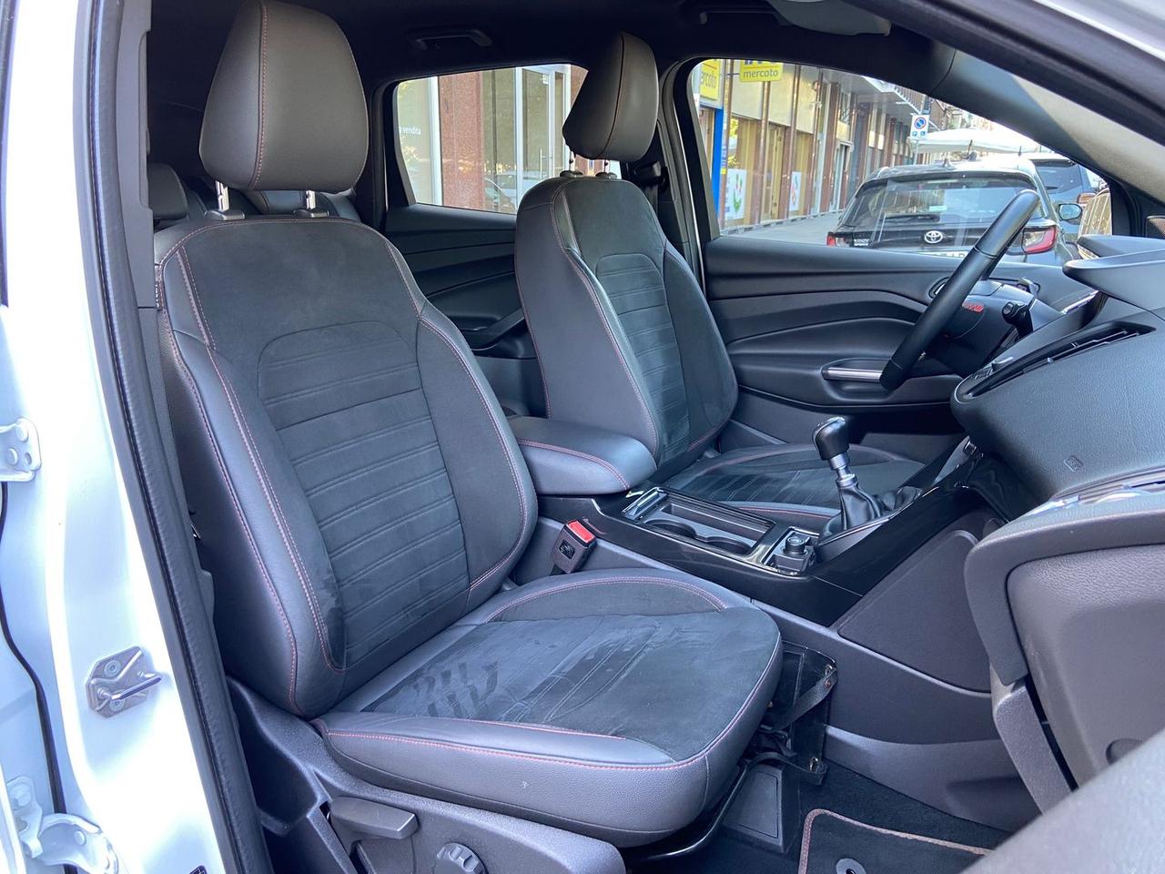 Ford Kuga ST Line 1.5 EcoBoost #11356