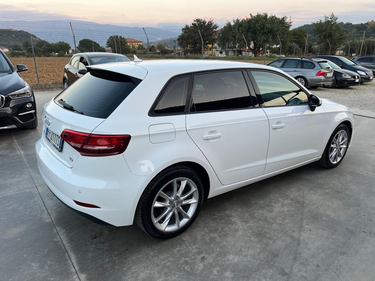 Audi A3 SPB 1.6 TDI S tronic Sport