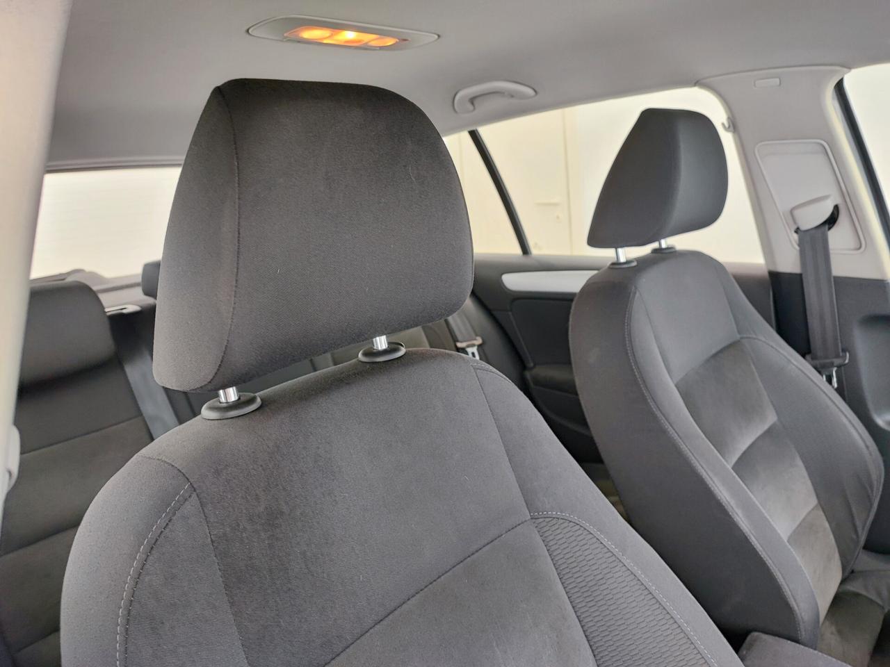 Volkswagen Golf 2.0 TDI DPF 4m. 5p. Highline