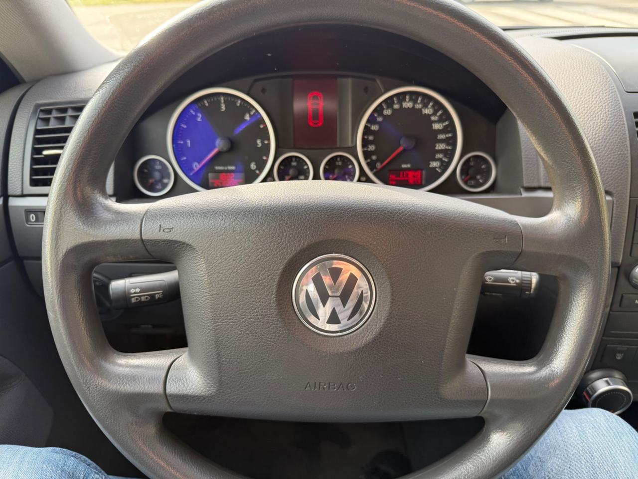 Volkswagen Touareg 2.5 tdi 4x4