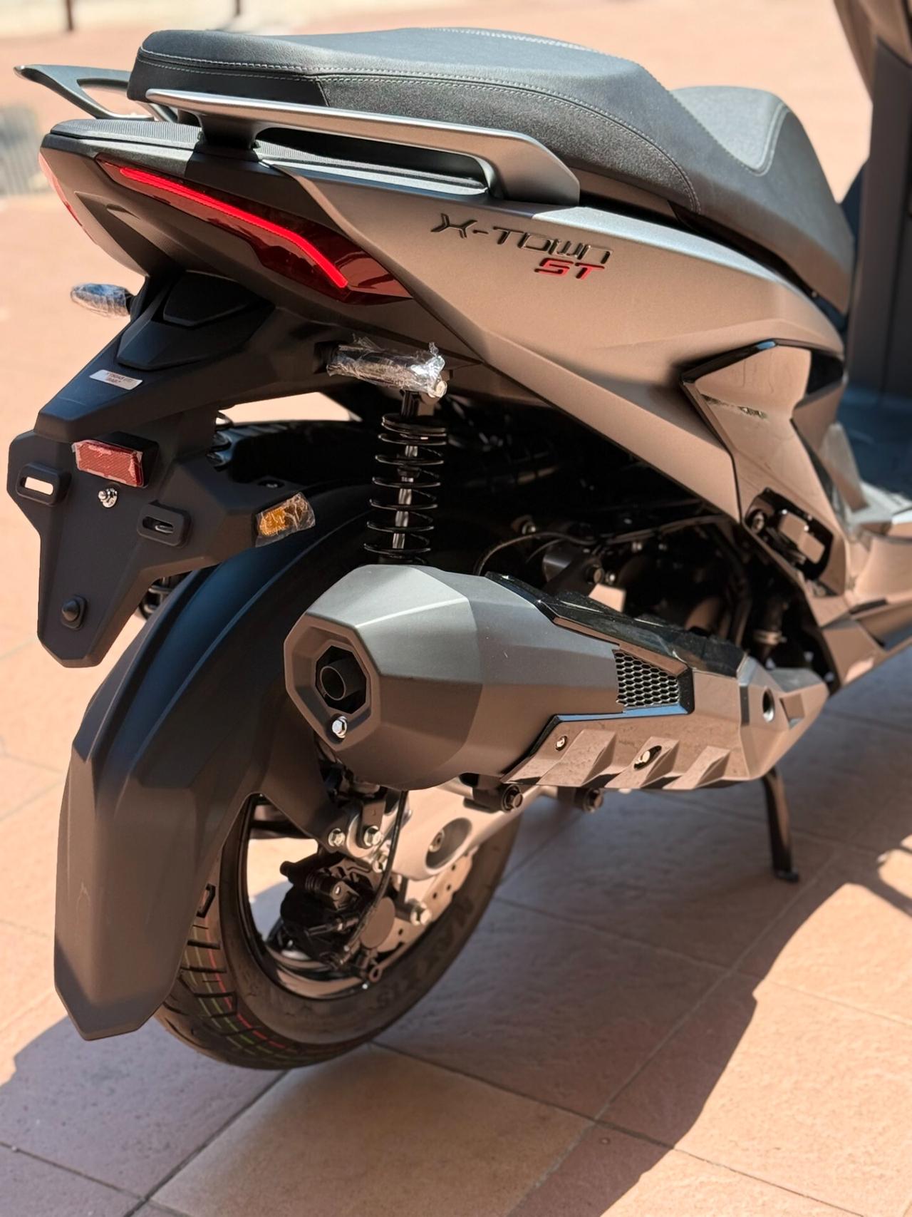 Kymco X-Town 250 ST
