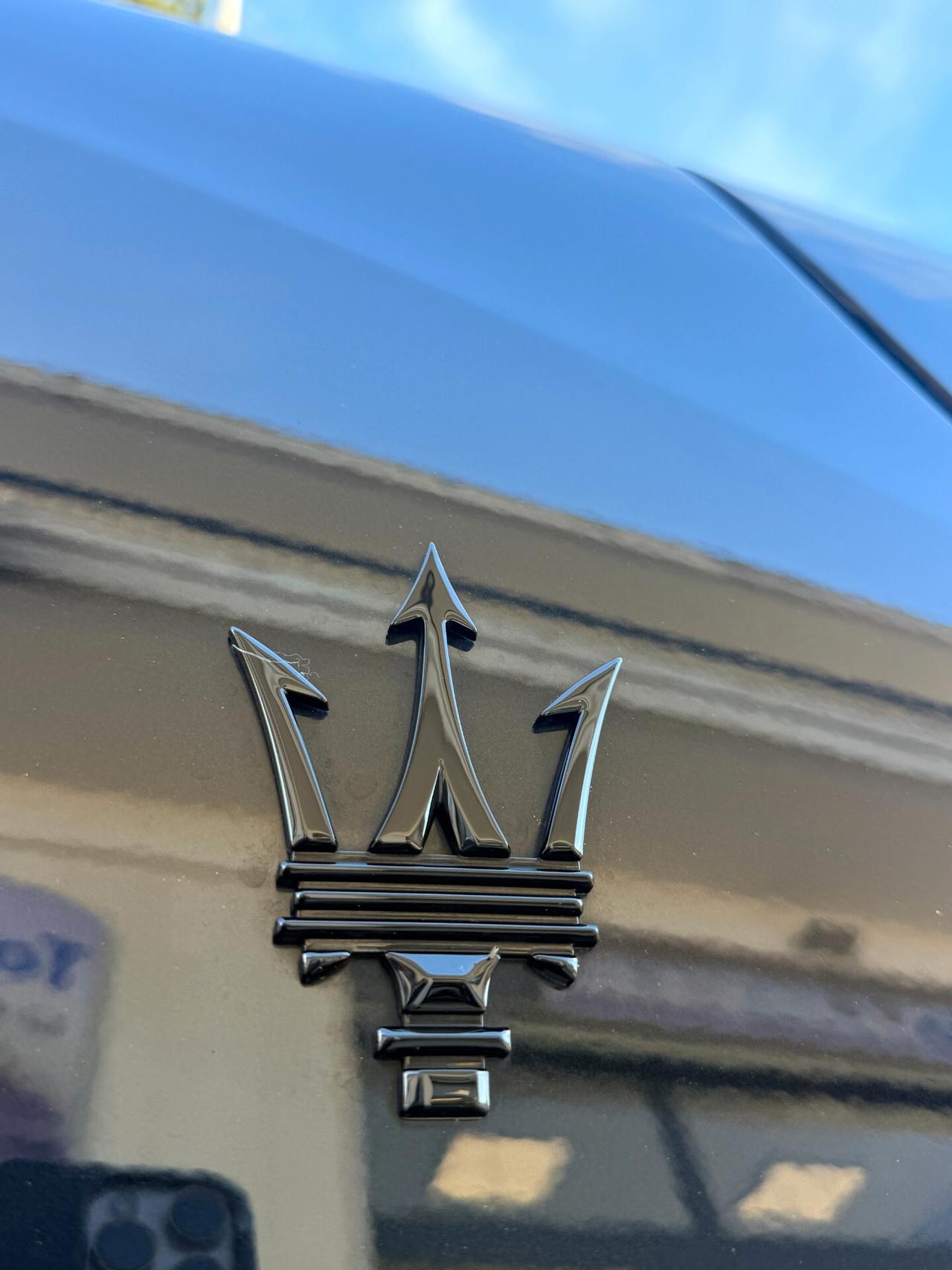 Maserati Grecale MHEV BENZINA/ELETTRICA 330 CV Modena TETTO APRIBILE,TELECAMERA 360,APPLE CARPLAY,NAVI