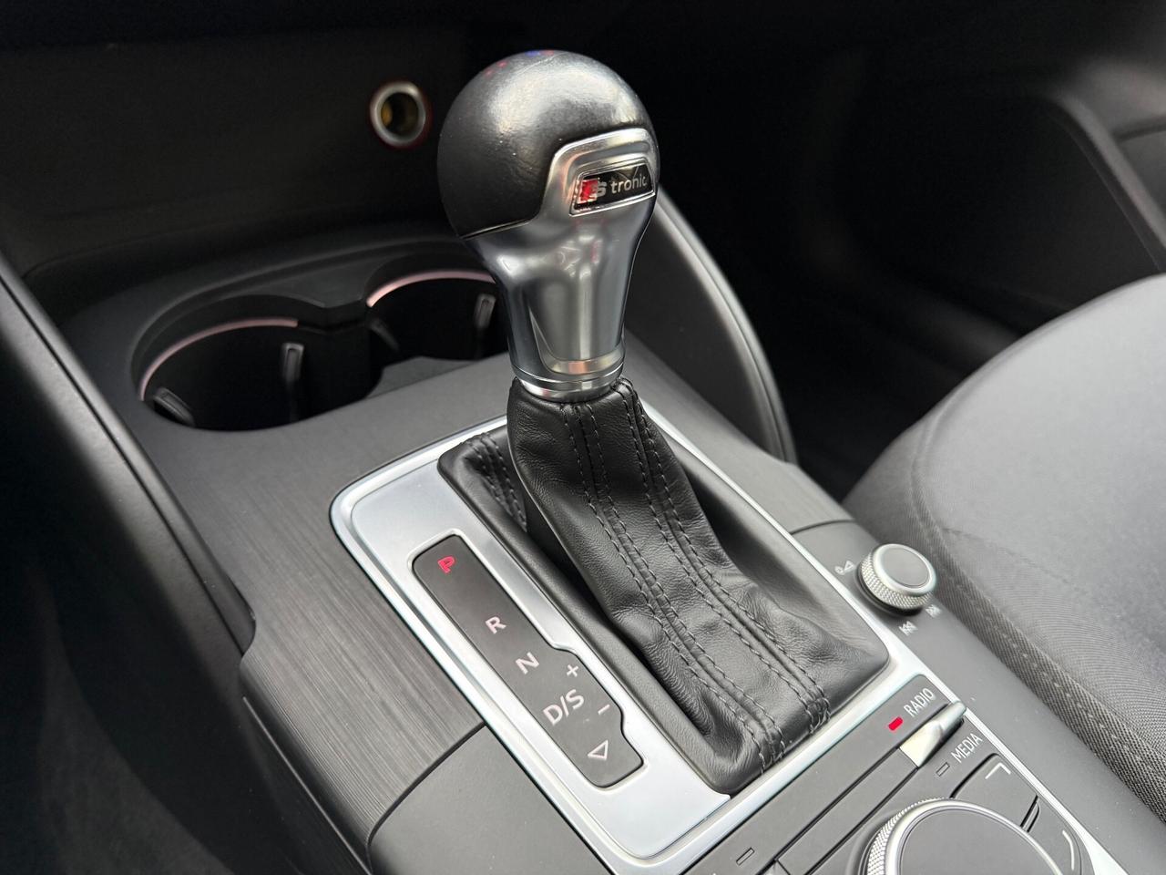 Audi A3 1.6 TDI S tronic 110 CV - Neopatentati