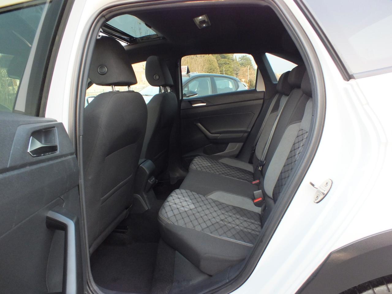 VW TAIGO TSI 110 CV DSG R-LINE -TETTO ADAPTIVE CRUIS C.