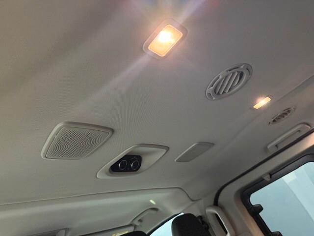 Ford Tourneo Custom 9 posti VIP EDITION 320 2.0 EcoBlue 130CV MHEV PL Tr.