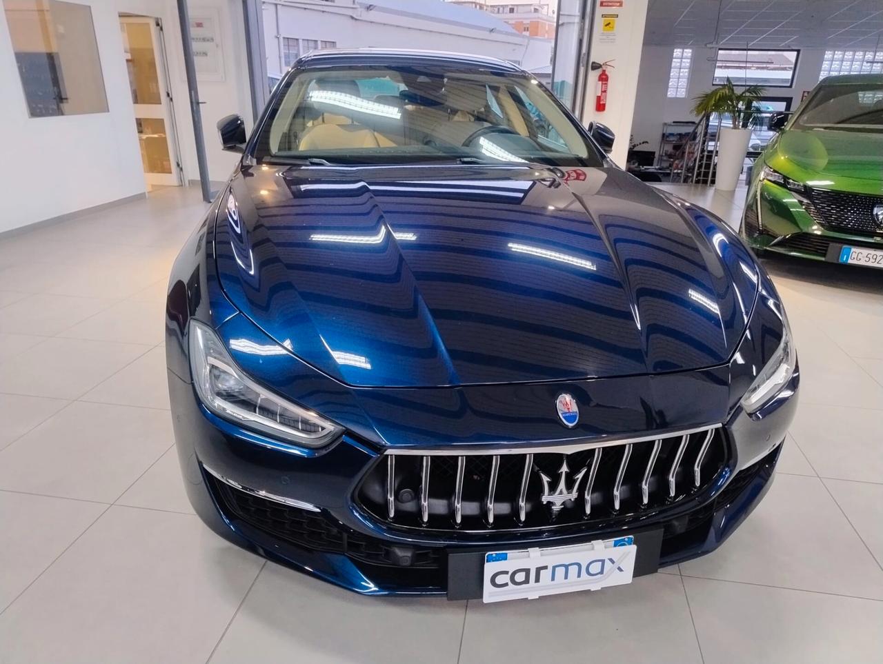 Maserati Ghibli L4 330 CV MHEV Granlusso