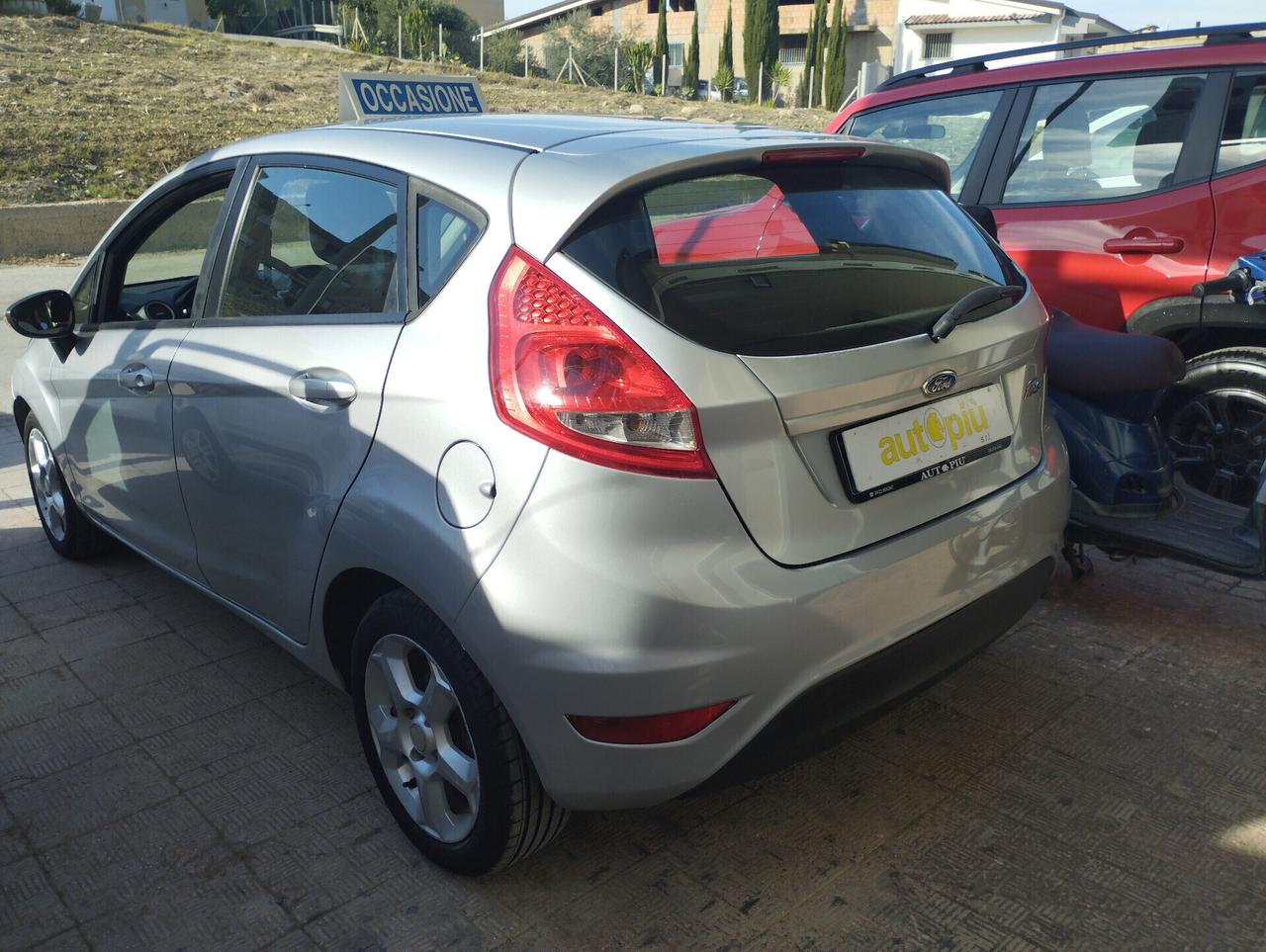 Ford Fiesta 1.2 82 CV 5 porte Titanium