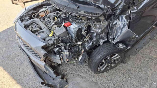 FORD Ka+ 1.2 BEN S.e.S. Active INCIDENTATA